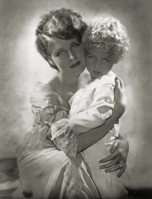 Norma Shearer and her child Irving Thalberg Jr Nudes & Noises