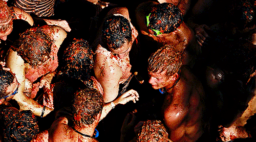 fruitblr:LA TOMATINA 🍅 (We Need to Talk About Kevin, 2011)La
