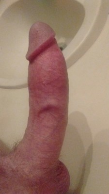 lostcityrider:  Need help  Nice dick 