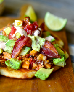 gastrogirl:  chipotle lime chicken bacon flatbread tacos.