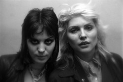 alassinsane7:  “The Devil and the Angel” Joan Jett and Debbie