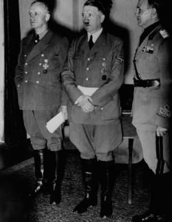 fuehrer3345:  1940  June 4  Berlin Adolf Hitler Meets Italian