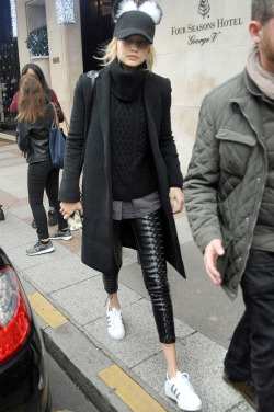 runwayandbeauty:  Gigi Hadid leaving her Hotel in Paris, December