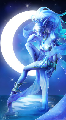 maievshadowsong:  lupell:  Elune the Mother Moon (the Moon Goddess).