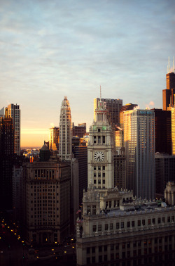 brutalgeneration:  Chicago, 7:28 a.m. (by JuergenBuergin) 