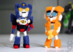 nellasaur:  Now tiny felt Rung has a tiny felt friend! 