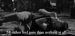 let-me-die-in-your-arms-please:  Three Days Grace - Pain 
