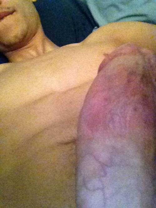 srt8guyssexting:  follower ask follower receive sometimesâ€¦.you owe me one â€¦.all live pics ya!!!!!! he was horny    20 yo