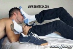 scottish-sock-master:More pictures like this. Posts 24 hours