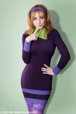 hotcosplaychicks:  Another sexy Daphne cosplay, from Scooby Doo.