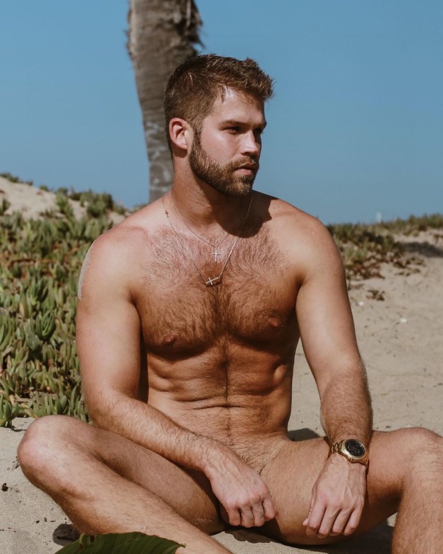 nudistsposts: