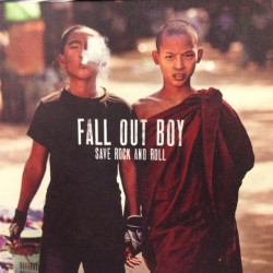 41 minutes the whole album 11 tracks…-sigh- #falloutboy