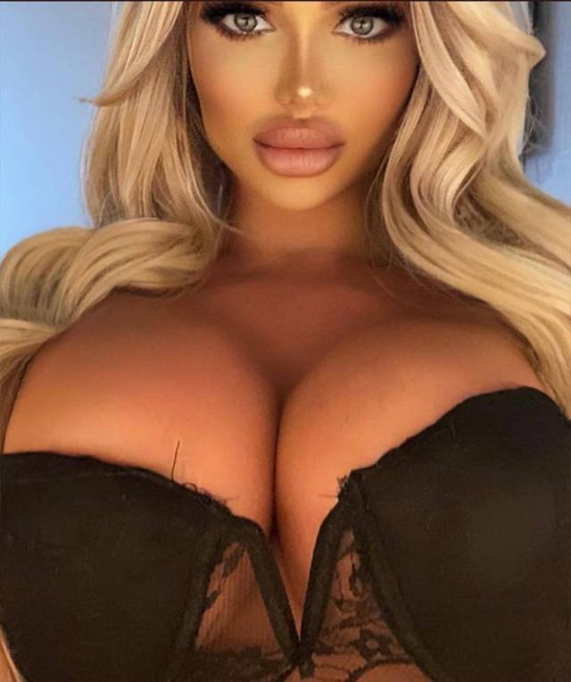 mixedbimboboobs: