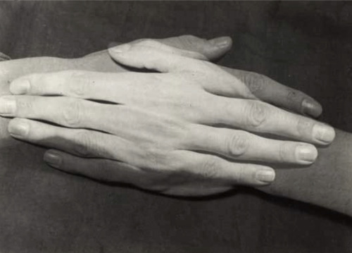 joeinct:  Otto’s Hand, Photo by Elfriede Stegemeyer, 1933