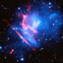 just–space: Frontier Fields Galaxy Cluster MACS J0717 : Frontier