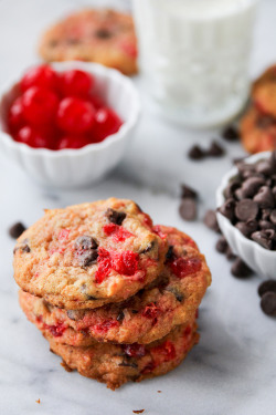 foodffs:  Cherry Coconut Chocolate Chip CookiesReally nice recipes.