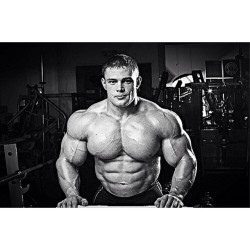 drwannabebigger:  Alexey Lesukov