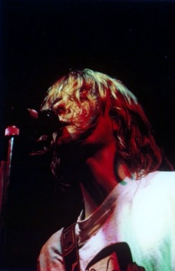 youremyvitamins:Kurt Cobain, Melbourne, February 1, 1992 