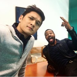 tmi-tv-show-news: Shadowhunters: Selfie pros. #NationalSelfieDay