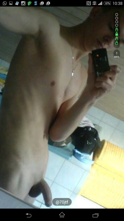 flaitecalienteee-blog:  Está bien rico