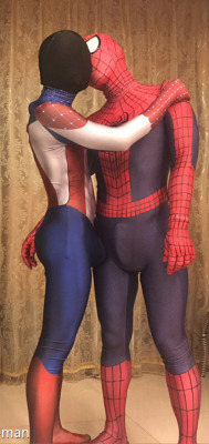 drainedheroes: joegoat9:   thesidekink:  hairyjeans:  Super heroes