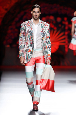 fashionwear4men:  Francis Montesinos Spring/Summer 2014 http://mensfashionworld.tumblr.com/post/79995111710