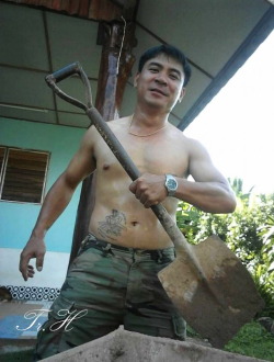 bimale2016:  Minh Phu, a maried guy 42 yo, lives in Dak Lak,