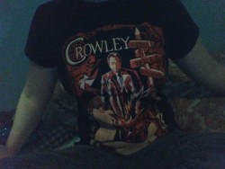 Feelin’ pretty good about wearing Crowley for tonight’s