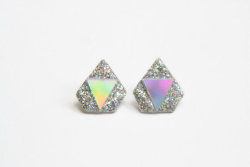 littlealienproducts:  diamond geometric earrings // ภ 