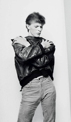 soundsof71:  David Bowie for ‘Heroes’ 1977, by Masayoshi