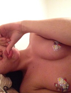 imnoturbabe:  I got bored so i covered my tits with Hello kitty