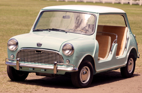 carsthatnevermadeit:  Austin Mini Beach Car, 1961. Built to promote the launch of the Mini in the United States, the exact number of Minis which were converted is unknown but thought to be between 9 and 14. The car pictured was sold at auction forÂ 赕,5