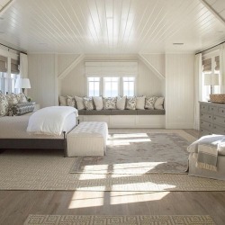 oldfarmhouse: Barn Reno (Lovely)  @designbykaren 