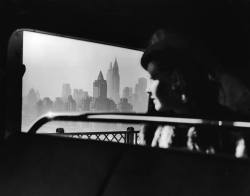 vanityfair:  So Long, Skyline | 1940s Film Noir 