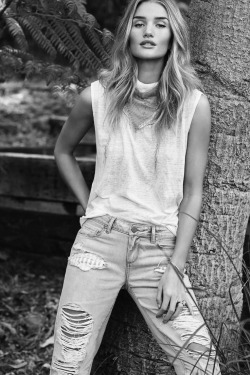 vogue-at-heart:  Rosie Huntington-Whiteley for Paige Denim Spring/Summer