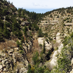 babycatlaura:  Walnut canyon ruins.   Wow, just wow