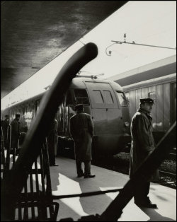  Herbert List ITALY. Rome. Termini station. 1950. The “rapido”