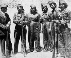 Milicianas (female combatants) receive basic instruction during
