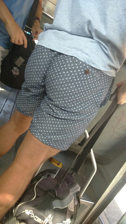 hombreschilenosricos:  Rico pósito en talca me dejo loco el wn saludos 