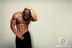 melaninmuscle:  PHAM VUphotographer: James Le