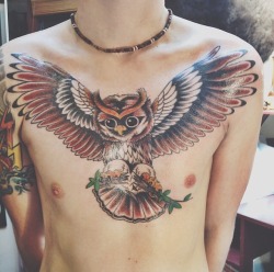 counterpart-s:  Sam’s chest piece looks sick 