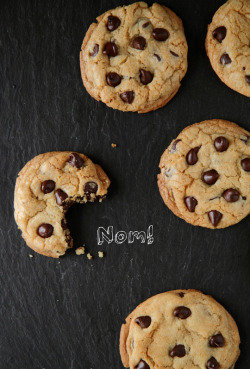 thecakebar:  Chocolate Chip Cookie Monster Cookies