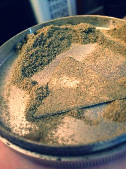 you-just-dont-give-a-fuck:  Kief :) 