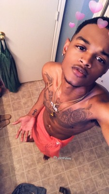 santanasfantasy:  Slim Daddy 👅