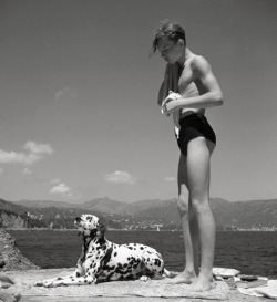 antinoo5:  kradhe:  ITALY. Liguria. Portofino. 1936    Herbert