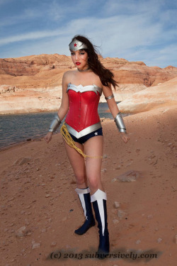 anothercutenerdblog:  Wonder Woman, cosplayed by Amie Lynn,