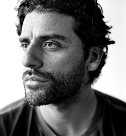 lois-lane:Oscar Isaac for Neue Journal photographed by Brigitte