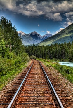 bluepueblo:  Mountain Rail, Alberta, Canada photo via yacoba