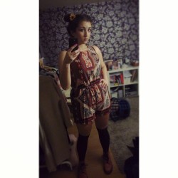 #ootd #me #selfie #playsuit #kneesocks #spacebuns #bantuknots