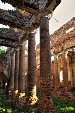 destroyed-and-abandoned:  Church of St. Casimir, Ryasna, Belarus